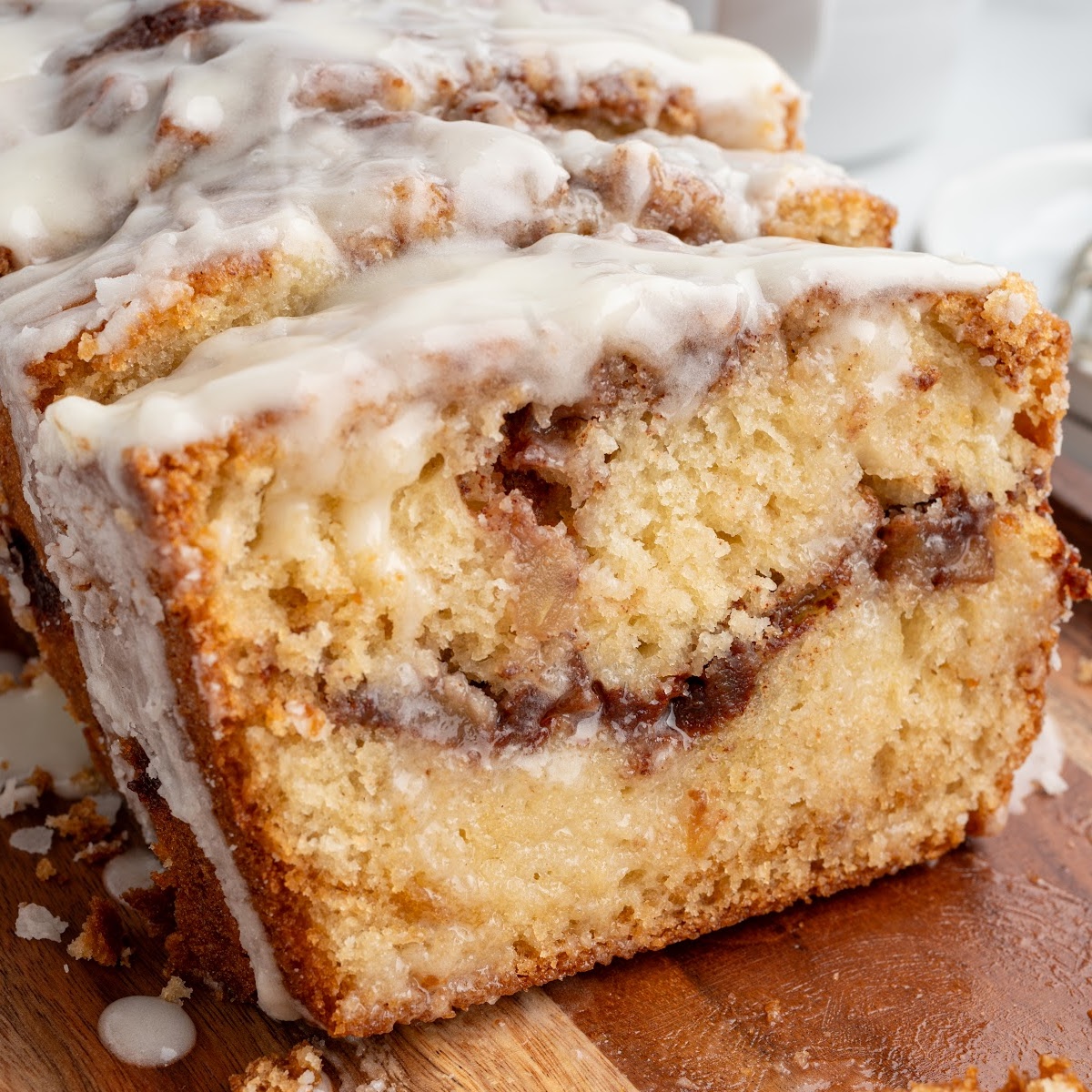 sliced apple fritter bread showing cinnamon apple swirl